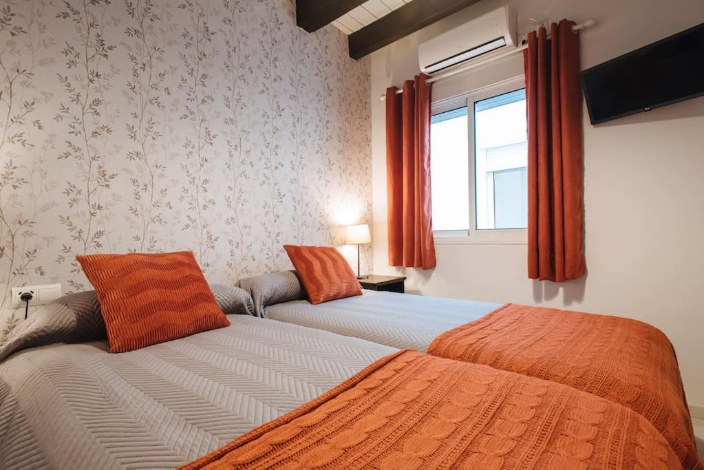 Ad2B Apartment, 300M From Cathedral With 2Br Sevilla Exteriör bild